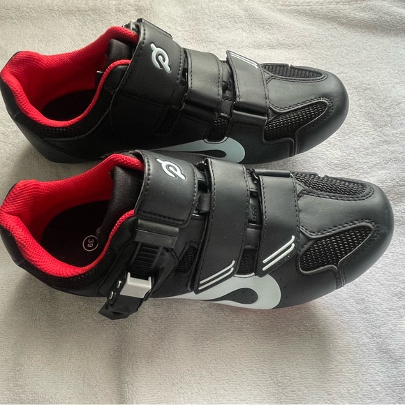 Womens Peloton Cycle Shoes - Picture 2 of 5